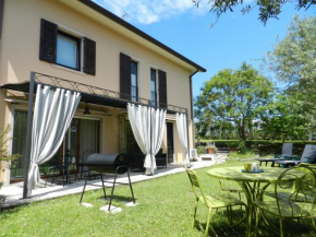 CASA DELL'ARTISTA - Regarda Travel